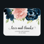 Magnet Flexible Elégant Blush Rose Navy Blue Floral Mariage Favori<br><div class="desc">Un aimant rustique floral pour mariage avec "amour et merci" et d'élégantes fleurs aquarelles peintes en rose vif et bleu marine. Ci-dessous sont vos nom et date. Les roses roses rousses rendent ce design parfait pour une fête du printemps et les roses bleu marine le rendent parfait pour l'automne. Ces...</div>