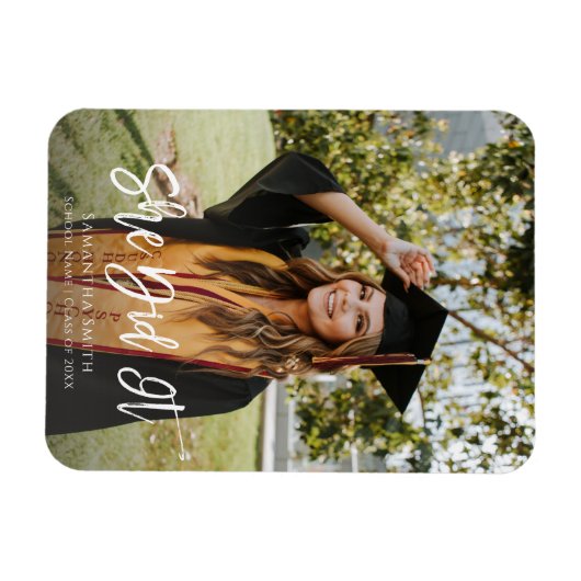 Magnet Flexible Elle L'A Fait Moderne Script Graduation Photo (Horizontal)