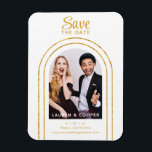 Magnet Flexible Enregistrer La Date Black Gold Style Mariage moder<br><div class="desc">Save The Date Black Gold Stylish Script Modern Mariage Magnets présente votre photo préférée à l'intérieur d'un arc doré sur un arrière - plan blanc. Personnalisez avec votre texte en modifiant le texte dans les zones de texte fournies. Conçu pour vous par ©Evco Studio www.zazzle.com/store/evcostudio</div>