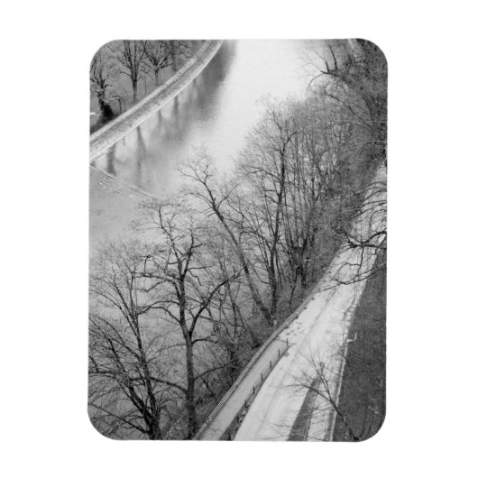 Magnet Flexible Europe, Suisse, Berne. Vue d'ensemble de l'Aare (Vertical)