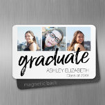Magnet Flexible Félicitations Senior 3 Photo for Graduation<br><div class="desc">Ajoutez 3 photos plus le nom et l'année des diplômés. Le diplômé est dans une police manuscrite moderne et rustique qui peut être utilisée pour les garçons ou les filles. Affichez vos photos Senior avec style. Célébrez les diplômés avec une fête sur la pelouse pour les ados ou les jeunes...</div>