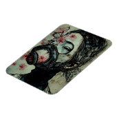 Magnet Flexible Femme dans un masque à gaz avec fleurs (Côté Gauche)