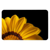 Magnet Flexible Fleur jaune sur arrière - plan noir (Horizontal)