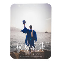 Il L'A Fait Moderne Script Graduation Photo