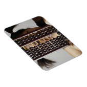 Magnet Flexible Jeune femme qui regarde par l'abaque. (Côté Droit)