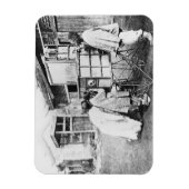 Magnet Flexible La lanterne magique, vers 1870 (photo b/w) (Vertical)