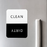 Magnet Flexible Lave-vaisselle minimaliste noir et blanc Propre<br><div class="desc">Lave-vaisselle moderne minimaliste noir et blanc aimant propre ou sale pour indiquer la vaisselle dans la cuisine maison.</div>