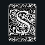 Magnet Flexible Lettre S Monogramme médiéval Art Nouveau<br><div class="desc">Ce S initial fait partie d'une série complète d'initiales typographiques inspirées du coque supérieur William Morris. Le lettrage noir et blanc est très décoratif, stylisé selon la typographie soignée du moyen-âge. Joli et tendance, c'est un monogramme chic vintage S - lettre S- tourbillonnant S. Customisez ce monogramme vintage en changeant...</div>