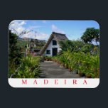 Magnet Flexible Madeira Santana aimant traditionnel réfrigérateur<br><div class="desc">Une belle vue sur une maison traditionnelle de Santana sur l'île de Madère imprimée sur un aimant souvenir frigo.</div>