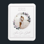 Magnet Flexible Magnolia Floral & Mauve Circle Photo Sauvez La Dat<br><div class="desc">Flore rustique chic de Magnolia avec Cercle rose mauve encadré Photo Sauvez la date Cartes magnétiques. Ce design est élégant, aéré et romantique. Avec un texte de feuille Mauve Mauve Mauve Métalliques. Personnalisez-le avec votre photo Mariage Sauvegardez la date cartes photos personnalisés! ~ Vérifiez dans mon magasin pour voir toute...</div>