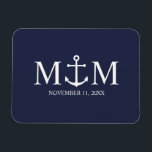Magnet Flexible Mariage Ancre bleu marine<br><div class="desc">Ajoutez une touche élégante à votre mariage nautique avec cette faveur de mariage marine bleu ancre classique. Conçu avec une illustration d'ancre blanche, il présente un monogramme personnalisé de mariée et de mariée et date mariage dans une police serif blanche sur un arrière - plan bleu marine. Parfait pour les...</div>