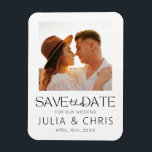 Magnet Flexible Mariage Enregistrer l'aimant de la date avec photo<br><div class="desc">Moderne enregistrer les cartes de dates pour vous prochain mariage! Rechercher d'autres éléments dans cette collection</div>