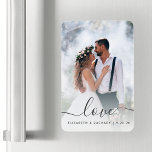 Magnet Flexible Mariage personnalisé Love Gris Script<br><div class="desc">Célébrez votre mariage avec cet aimant flexible keepsaké, avec le mot "amour" dans élégant script d'écriture manuscrite gris charbon avec des swashes au début et à la fin. Personnalisez-le avec vos noms et votre date de mariage, et remplacez l'exemple d'image par votre photo de mariage préférée. Un filtre en dégradé...</div>