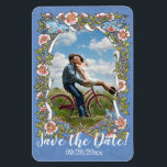 Magnet Flexible Mariage photo floral aux oiseaux bleu clair Date d<br><div class="desc">Ce joli mariage bleu fleur de maïs clair, sauf la carte magnétique datant, a des touches charmantes et rustiques - une bordure d'aquarelle avec roses roses et blanches, deux mignons bleus, petits papillons bleus, feuilles verts sauge, et un ruban blanc jumelant.L'arrière - plan bleu semble légèrement texturé le long des...</div>