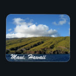 Magnet Flexible Maui Hawaii Belle Montagnes Océaniques Photographi<br><div class="desc">Une belle photo de Maalaea Bay à Maui,  Hawaii. Des montagnes verdoyantes bordent le magnifique paysage marin bleu avec moulins à vent et nuages blancs au sommet de la belle colline. Ce paysage pittoresque est apprécié des Hawaiiens et des touristes en vacances.</div>
