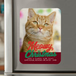 Magnet Flexible Meowy Christmas Cute Cat Photo Noël<br><div class="desc">Célébrez la saison avec ce stylish Christmas Holiday Photo Magnet de Noël. Cet aimant présente le salut "Meowy Christmas" dans un élégant script rétro avec une photo de votre chat. Image d'espace réservé et n'est PAS à vendre. Remplacez-le par vos photos.</div>