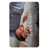 Magnet Flexible Mini blanc Script Baby Name Overlay Baby Photo (Vertical)