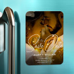 Magnet Flexible Moderne enregistrer la date mariage élégante photo<br><div class="desc">Photo élégante pour l'automne, sauf la date mariage anniversaire magnets. Vous pouvez facilement remplacer votre photo classique en sauvegardant la date mariage magnets. Le mariage de automne fiançailles enregistre les Magnets cartes photos d'invitation de date. Carte d'événement budgétaire pour les souvenirs. Simple magnet et élégant mariage photo classique enregistrer la...</div>