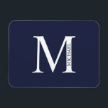 Magnet Flexible Monogramme et nom personnalisés bleu marine<br><div class="desc">Monogramme personnalisé et cadeau de nom caractéristiques monogramme personnalisé et nom dans le style de police serif classique.</div>