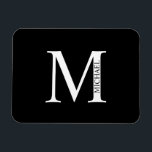 Magnet Flexible Monogramme personnalisé et aimant de nom<br><div class="desc">Monogramme personnalisé et cadeau de nom caractéristiques monogramme personnalisé et nom dans le style de police serif classique.</div>
