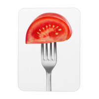 Morceau de tomate sur une fourchette