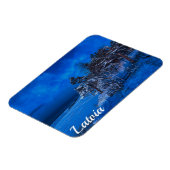 Magnet Flexible Nuit d'hiver avec pins couverts de neige en Letton (Côté Gauche)