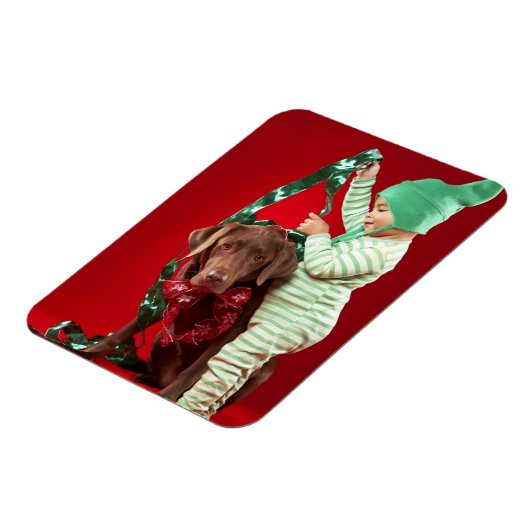 Magnet Flexible Petit garçon décorant un chien (Côté Gauche)