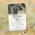 Magnet Flexible Photo mariée 50e anniversaire de Mariage<br><div class="desc">Doté d'un délicat coeur d'amour doré confetti. Personnalisez avec votre photo spéciale et informations de cinquantième anniversaire d'or en lettres d'or chic. Conçu par Thisisnotme©</div>