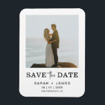 Magnet Flexible Photo Minimaliste Élégant Moderne Enregistrer La D<br><div class="desc">Un aimant simple mais élégant Save the Date,  il dispose d'une photo à l'avant et à l'arrière à côté d'un design graphique moderne qui peut être personnalisé avec tous vos détails mariages.</div>