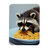 Magnet Flexible Raccoon mangeant Spaghetti (Vertical)