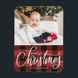 Magnet Flexible Russe Rouge Plaid Joyeux Noël Photo<br><div class="desc">Joyeux Noël! Apportez une touche de joie de vacances à votre maison avec notre Aimant photo de Noël personnalisable! Parfait pour exposer des souvenirs chéris, cet aimant vous permet de le personnaliser avec votre photo festive préférée, ce qui en fait un ajout unique à votre décor de vacances. Un cadeau...</div>