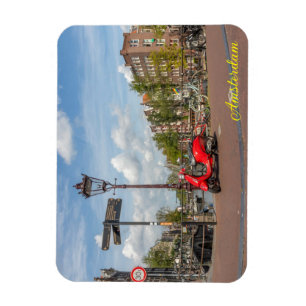 Magnet Flexible scooter rouge sur le pont sur le Brouwersgracht