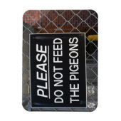Magnet Flexible S'il vous plaît ne nourrissez pas les pigeons New (Vertical)