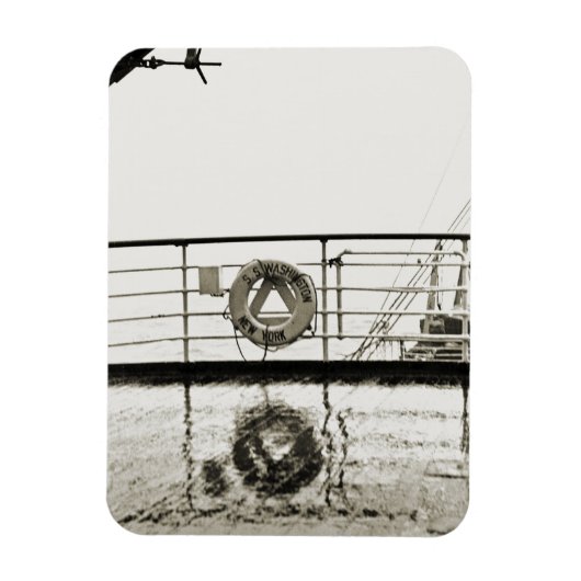 Magnet Flexible SS Washington Luxury Liner Cruise Ship 1930's Deck (Vertical)