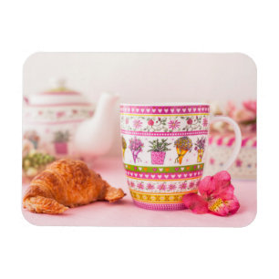 Magnet Flexible Tasse avec le thé, le croissant et la fleur