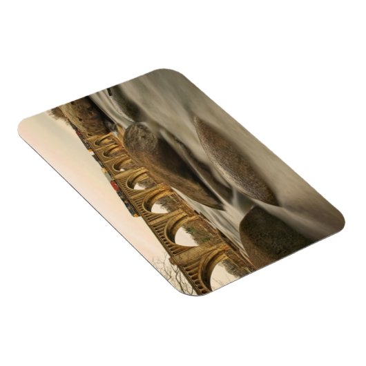 Magnet Flexible Train over James (Côté Droit)