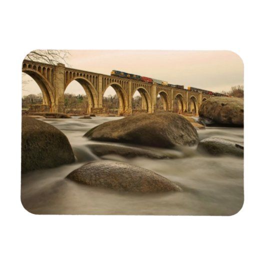 Magnet Flexible Train over James (Horizontal)