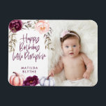 Magnet Flexible Un petit citrouille chute violet pêche photo d'ann<br><div class="desc">Fleur et citrouille automne aimant fête d'anniversaire en violet et pêche. Avec une belle aquarelle fleurie,  feuillage et design citrouille. Design automne/automne idéal. Idéal pour les anniversaires d'automne.</div>