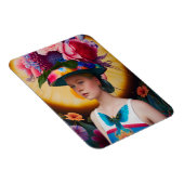 Magnet Flexible Une dame avec un casquette solaire à fleurs (Côté Droit)