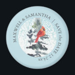 Magnet Réservez la date Wonderland Mariages<br><div class="desc">Cet hiver,  sauvez l'aimant date présente une aquarelle hiver pays des merveilles,  offrant un choix rustique et unique pour les mariages de montagne,  de Noël et de vacances.</div>