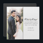 Magnétique M. et Mme Elegant Mariage photo Carte de remerciem<br><div class="desc">Express votre gratitude avec une sophistication intemporelle en utilisant notre Carte de remerciements de Mariage photo Mr et Mrs Elegant. Doté d'un arrière - plan gris clair en faux lin et d'un design élégant "Mr and Mrs", cette carte est surélevée avec votre photo personnalisée et message de remerciement personnalisé. Conçu...</div>