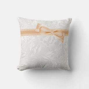 Magnifique coussin avec nœud et ruban et damas en