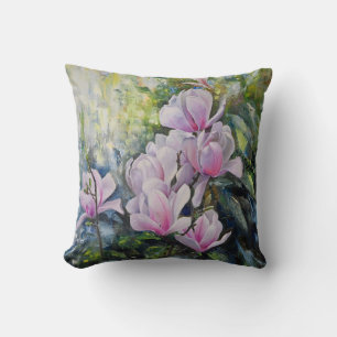 Magnolia Serenity – Bloemenkunst van Lukian Kussen