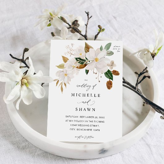Magnolia White Floral Wedding Kaart
