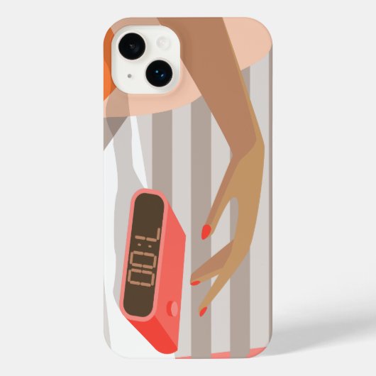 Main des femmes poussant le bouton snooze du révei (Verso)