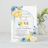 Main Squeeze Citrus Lemon Birthday Invitation (Debout devant)