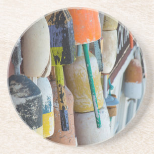 Maine, Bar Harbour. Kleurrijke kreeftenvangboeien Zandsteen Onderzetter