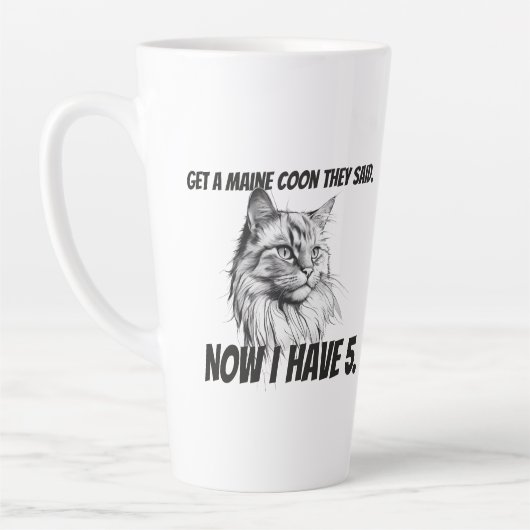Maine Coon Cat grappig zwart-wit gepersonaliseerd Latte Mok (Links)