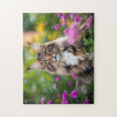 Maine Coon Kat in Bloemenveld Legpuzzel (Verticaal)