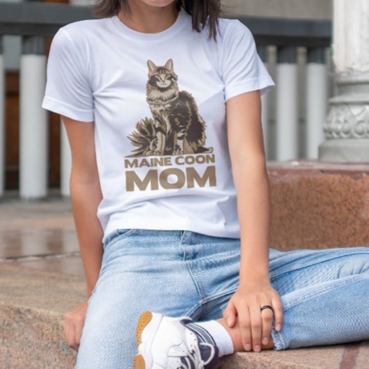MAINE COON MOM T-Shirt